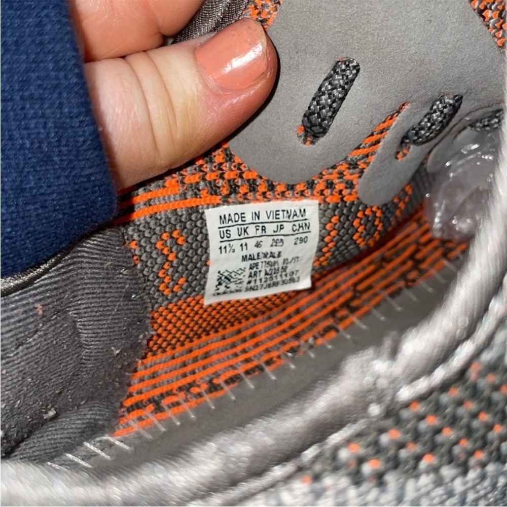 Adidas Yeezy Boost 350 V2 Beluga Mens size 11.5 - Picture 7 of 9